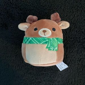 Maurice capsule Squishmallow